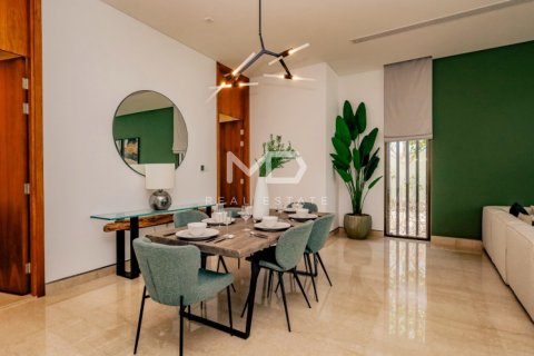 Villa in Abu Dhabi, UAE 5 bedrooms, 618.9 sq.m. № 555160 - photo 14