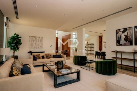 Villa in Abu Dhabi, UAE 5 bedrooms, 618.9 sq.m. № 555160 - photo 11