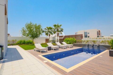 Villa in Abu Dhabi, UAE 5 bedrooms, 618.9 sq.m. № 555160 - photo 55