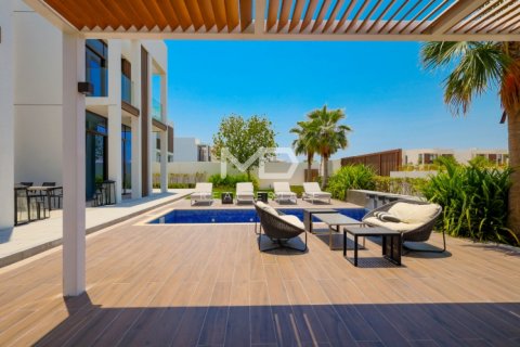 Villa in Abu Dhabi, UAE 5 bedrooms, 618.9 sq.m. № 555160 - photo 57
