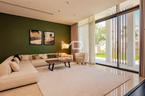 Villa in Abu Dhabi, UAE 5 bedrooms, 618.9 sq.m. № 555160 - photo 15