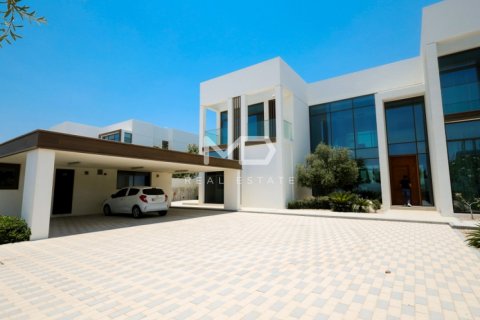 Villa in Abu Dhabi, UAE 5 bedrooms, 618.9 sq.m. № 555160 - photo 63