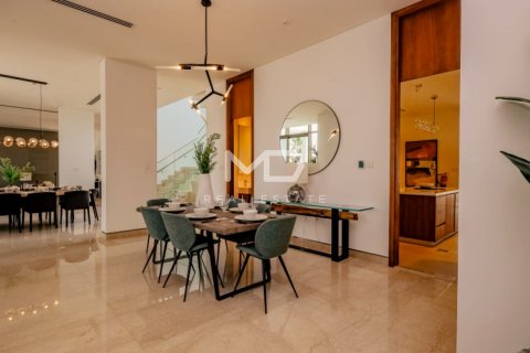 Villa in Abu Dhabi, UAE 5 bedrooms, 618.9 sq.m. № 555160 - photo 18