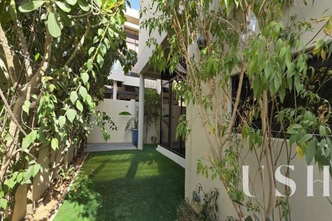 Řadový dům v DAMAC Hills (Akoya by DAMAC), Dubai, SAE 3 ložnice, 253 m² Č.: 621106 - fotografie 22