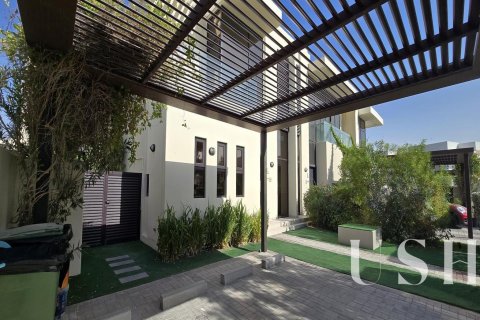 Řadový dům v DAMAC Hills (Akoya by DAMAC), Dubai, SAE 3 ložnice, 253 m² Č.: 621106 - fotografie 13