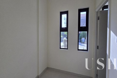 Řadový dům v DAMAC Hills (Akoya by DAMAC), Dubai, SAE 3 ložnice, 253 m² Č.: 621106 - fotografie 2