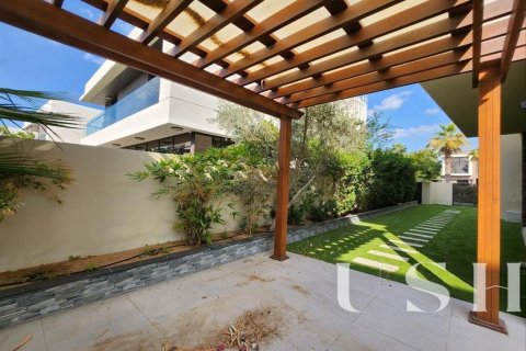 Vila v DAMAC Hills (Akoya by DAMAC), Dubai, SAE 5 ložnice, 459 m² Č.: 621108 - fotografie 1