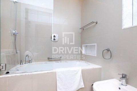 Apartament në Downtown Dubai (Downtown Burj Dubai), Dubai, Emiratet e Bashkuara Arabe 1 dhomë gjumi, 79 m2. № 603260 - Foto 6