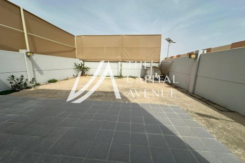 Vilă de închiriat în Al Samha, Abu Dhabi, EAU 3 dormitoare, 250 mp.  №605085 - poză 2