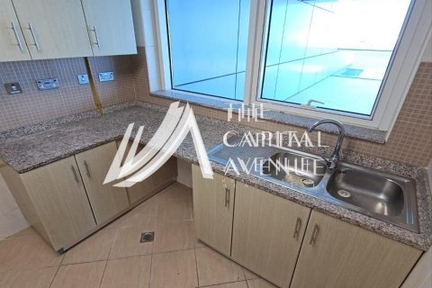 Apartment in Al Raha Beach, Abu Dhabi, UAE 2 bedrooms, 215 sq.m. № 604856 - photo 12