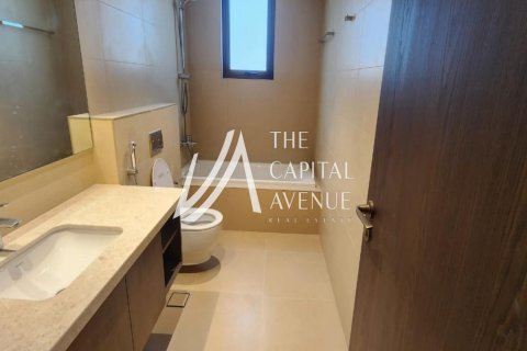 Townhouse in Khalifa City, Abu Dhabi, UAE 3 bedrooms, 172 sq.m. № 605088 - photo 10
