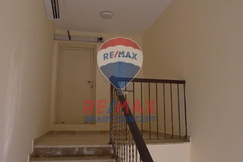 Řadový dům v Baniyas, Abu Dhabi, SAE 3 ložnice, 466 m² Č.: 580220 - fotografie 12