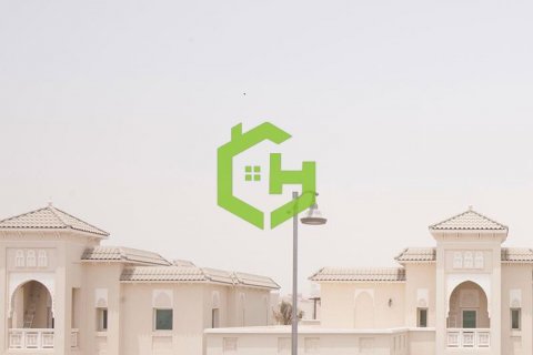 Müüa pood asukohaga Al Furjan, Dubai, AÜE: 53.7 m² Nr 556751 - pilt 8