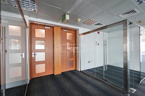 阿联酋 Dubai Sheikh Zayed Road 待租 : 744.3 平方米 , 编号597493 - 照片 8