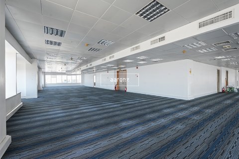 Birojs Sheikh Zayed Road, Dubaijā, AAE 744.3 m2 Nr. 597493 - attēls 2