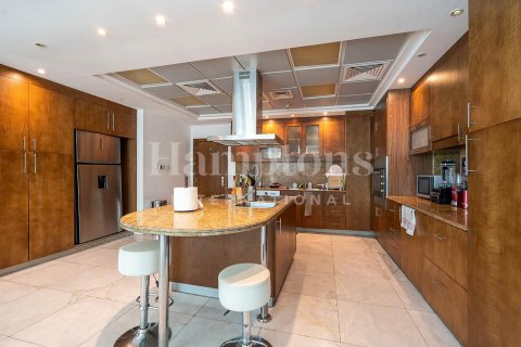 Střešní byt v Dubai Marina, Dubai, SAE 5 ložnice, 554.98951558 m² Č.: 595868 - fotografie 8