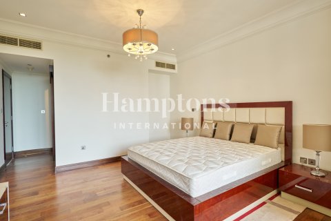 Appartement te huur in Palm Jumeirah, Dubai, VAE 2 slaapkamers, 163.23057100 vr.m., nr 595871 - foto 16