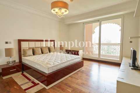 Appartement te huur in Palm Jumeirah, Dubai, VAE 2 slaapkamers, 163.23057100 vr.m., nr 595871 - foto 15
