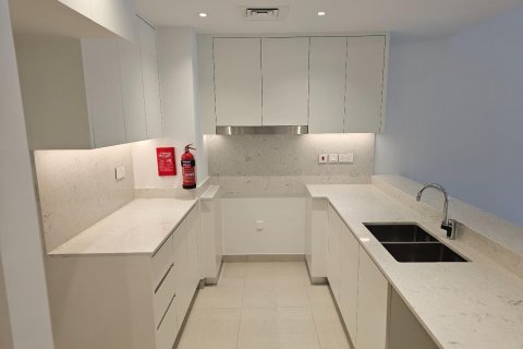 Apartament do wynajęcia w Umm Suqeim, Dubai, ZEA 2 sypialnie, 104 mkw., nr 600412 - zdjęcie 5