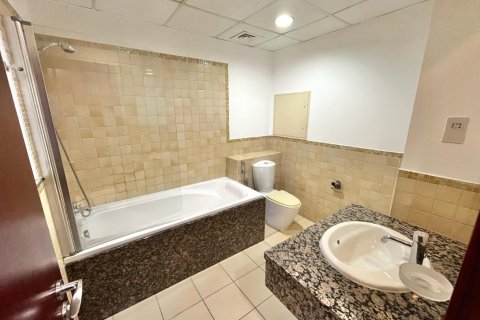 Apartment in Jumeirah Beach Residence, Dubai, UAE 2 bedrooms, 120 sq.m. № 600417 - photo 13