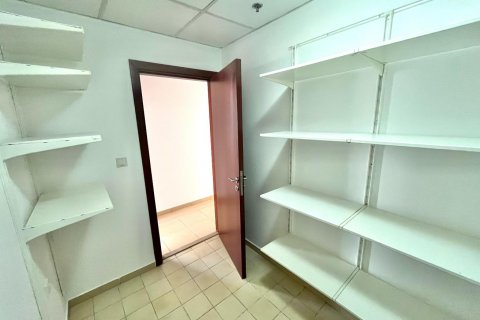 Apartment in Jumeirah Beach Residence, Dubai, UAE 2 bedrooms, 120 sq.m. № 600417 - photo 14