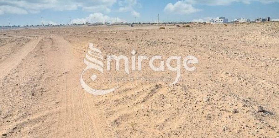 Land in Al Shamkha, Abu Dhabi, UAE 600 sq.m. № 597044