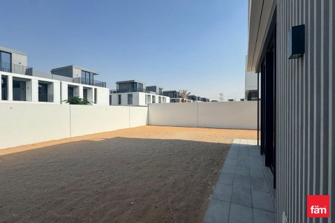Villa til salg i Dubai, UAE 4 soveværelser, 389.3 kvm № 621587 - foto 15