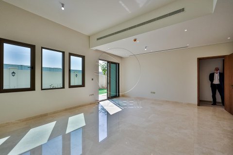 Shtëpi në qytet në Madinat Zayed, Abu Dhabi, Emiratet e Bashkuara Arabe 3 dhoma gjumi, 152 m2. № 615269 - Foto 16