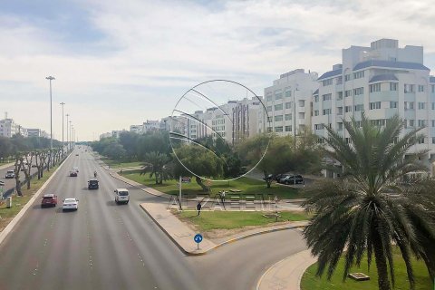 Pozemek v Muroor Area, Abu Dhabi, SAE 3902 m² Č.: 615558 - fotografie 3