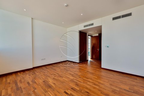 Vilë në Abu Dhabi, Emiratet e Bashkuara Arabe 6 dhoma gjumi, 1138 m2. № 615559 - Foto 19