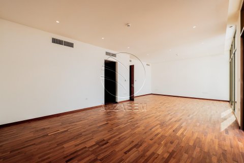 Vilë në Abu Dhabi, Emiratet e Bashkuara Arabe 6 dhoma gjumi, 1138 m2. № 615559 - Foto 6