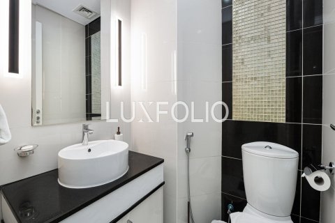 Apartemen di Downtown Dubai (Downtown Burj Dubai), UEA 3 kamar tidur, 142 m2 nomor 627439 - foto 13