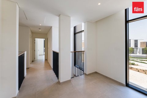 Řadový dům v Dubai, SAE 4 ložnice, 244.8 m² Č.: 624832 - fotografie 26