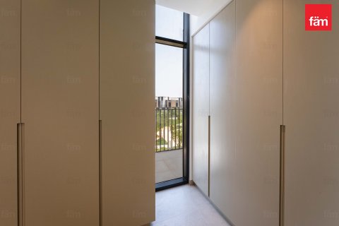 Řadový dům v Dubai, SAE 4 ložnice, 244.8 m² Č.: 624832 - fotografie 28