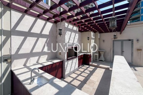 Vilë në Dubai Marina, Emiratet e Bashkuara Arabe 3 dhoma gjumi, 461 m2. № 628161 - Foto 26