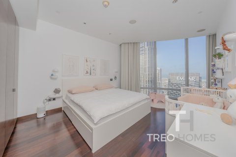 Apartment in Burj Khalifa, Dubai, UAE 2 bedrooms, 189 sq.m. № 586402 - photo 15