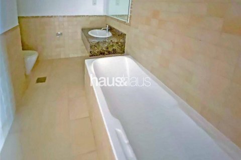 Jumeirah Beach Residence, Dubai, UAE의 임대용 아파트 침실 3개, 179제곱미터 번호 627190 - 사진 8