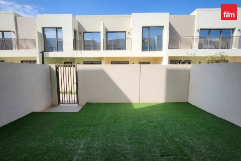 Shtëpi në qytet në Dubai, Emiratet e Bashkuara Arabe 3 dhoma gjumi, 142 m2. № 570889 - Foto 2