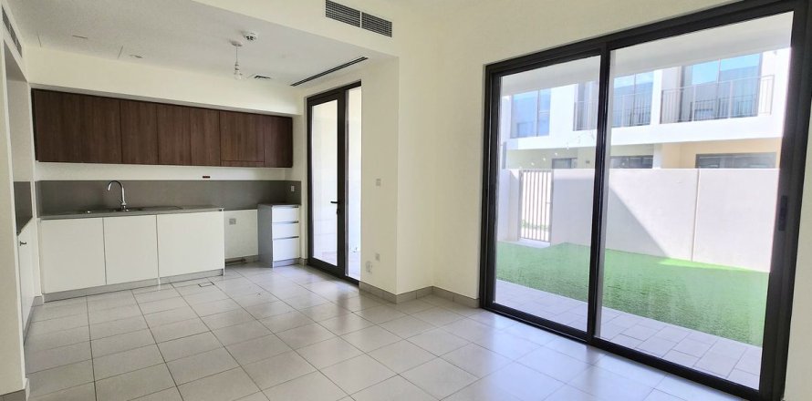 Kamienica w Dubai, ZEA 3 sypialnie, 142 mkw. nr 570889