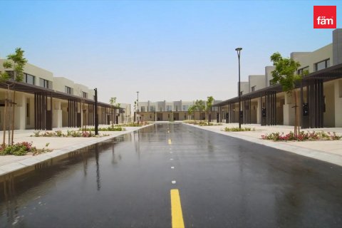 Shtëpi në qytet në Dubai, Emiratet e Bashkuara Arabe 3 dhoma gjumi, 142 m2. № 570889 - Foto 21
