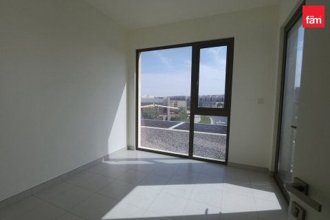 Shtëpi në qytet në Dubai, Emiratet e Bashkuara Arabe 3 dhoma gjumi, 142 m2. № 570889 - Foto 10