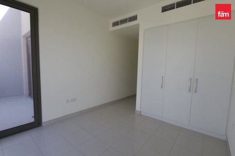 Shtëpi në qytet në Dubai, Emiratet e Bashkuara Arabe 3 dhoma gjumi, 142 m2. № 570889 - Foto 12