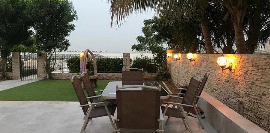 Al Hamra Village, Ras Al Khaimah, UAE의 빌라 침실 4개, 453제곱미터 번호 588802
