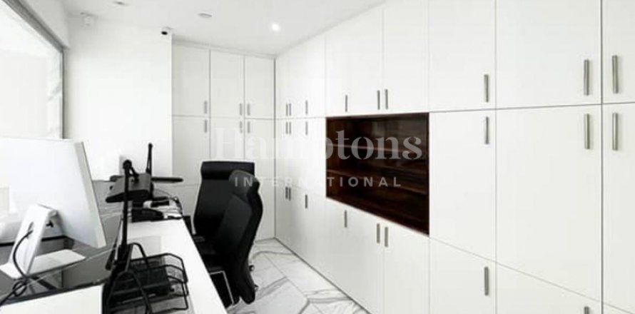 Ufficio a Jumeirah Lake Towers, Dubai, EAU 185.992 mq. № 583806