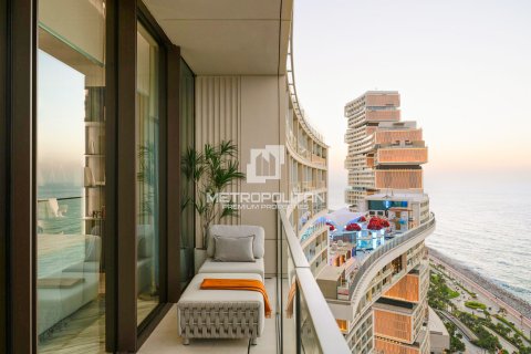 Apartament në Palm Jumeirah, Dubai, Emiratet e Bashkuara Arabe 2 dhoma gjumi, 191 m2. № 403638 - Foto 1