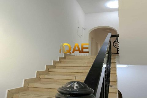 Vila di Mirdif, Dubai, UAE 6 bilik tidur, 929 meter persegi № 576001 - foto 10