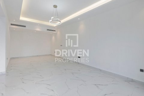 Vila v Al Quoz, Dubai, SAE 5 ložnice, 505 m² Č.: 603310 - fotografie 12