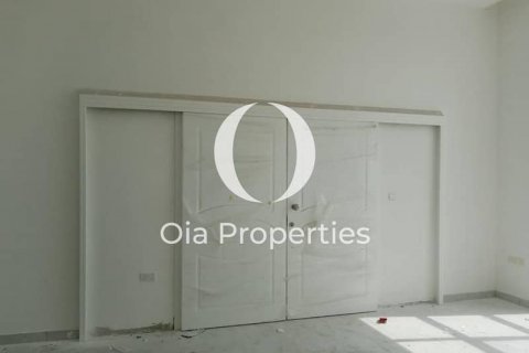 Vilë në Abu Dhabi, Emiratet e Bashkuara Arabe 7 dhoma gjumi, 683 m2. № 406050 - Foto 30