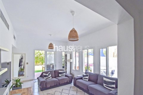Villa in The Springs, Dubai, UAE 3 bedrooms, 282 sq.m. № 625915 - photo 3