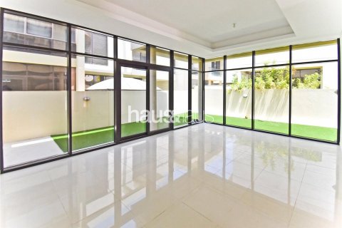Townhouse in DAMAC Hills (Akoya by DAMAC), Dubai, UAE 3 bedrooms, 191 sq.m. № 625909 - photo 4